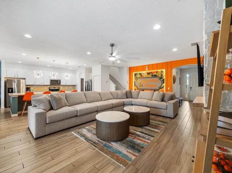 Solterra (34570) 13-bedroom Villa in Davenport