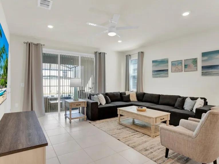 Windsor Island (6816) 7-bedroom Villa in Davenport
