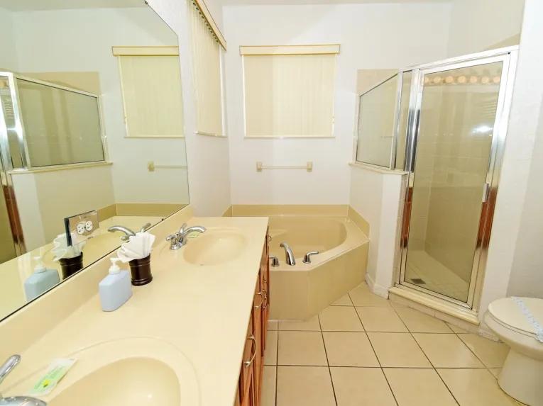 Highlands Reserve (5795) 4-bedroom Villa in Davenport