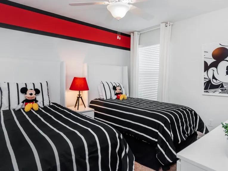Storey Lake (5708) 6-bedroom Villa in Kissimmee