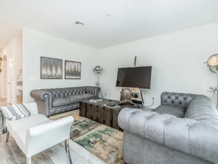 Storey Lake (2569) 6-bedroom Villa in Kissimmee