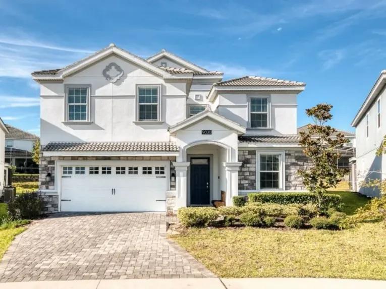 ChampionsGate (24850) 8-bedroom Villa in Davenport