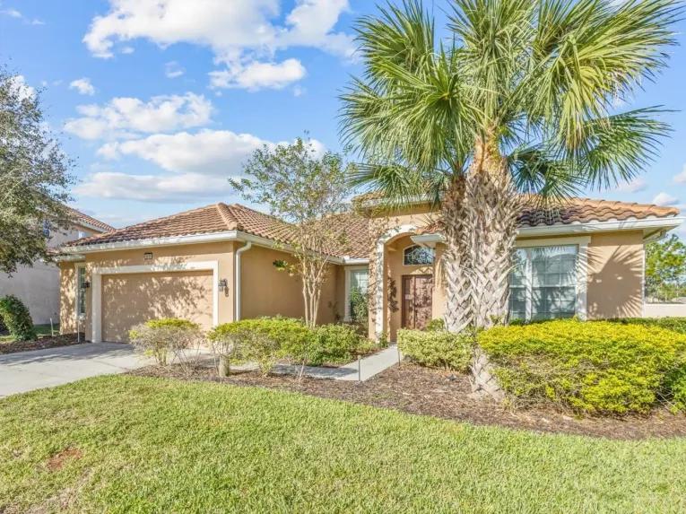 Solterra (24950) 4-bedroom Villa in Davenport
