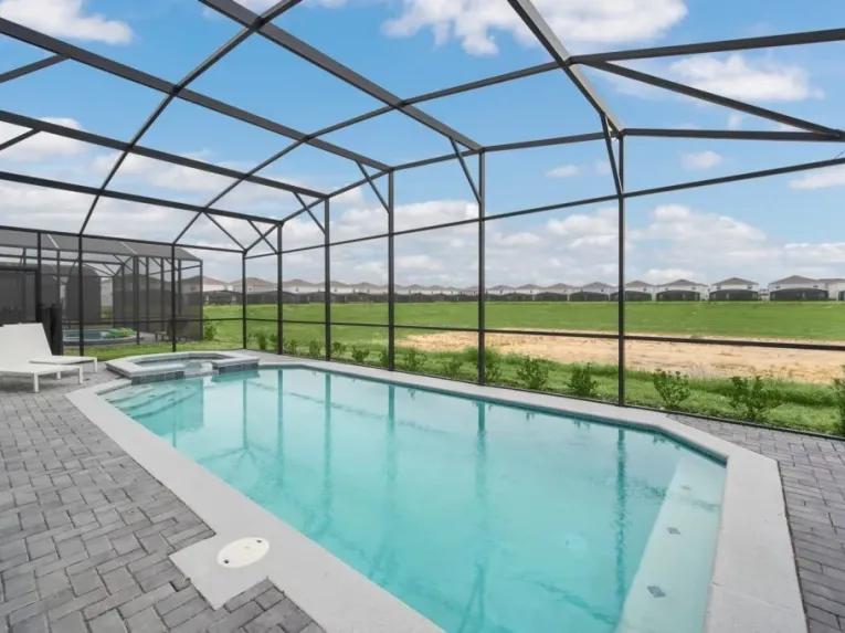 Windsor Island (8153) 8-bedroom Villa in Davenport