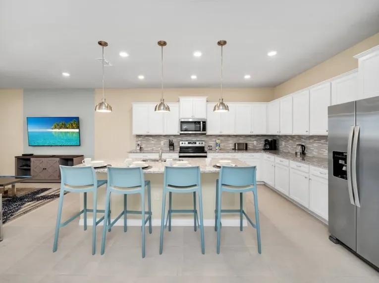 Windsor Island (24884) 9-bedroom Villa in Davenport