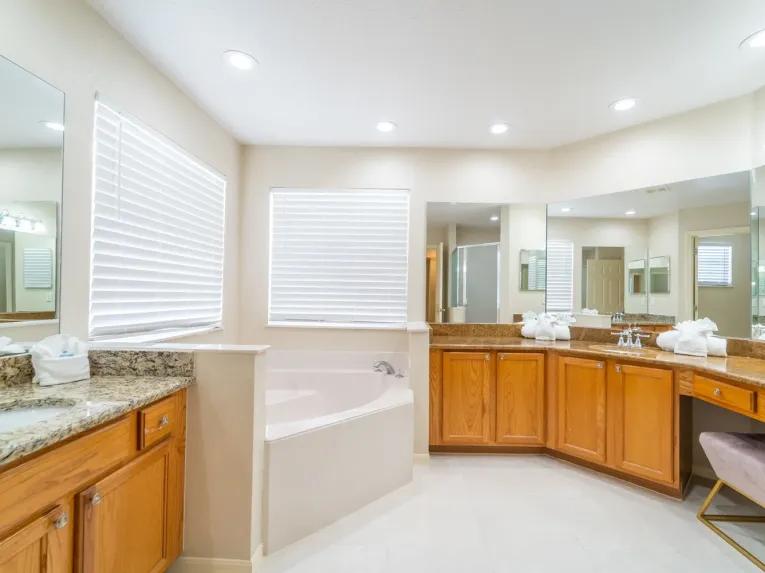 Highlands Reserve (5828) 6-bedroom Villa in Davenport