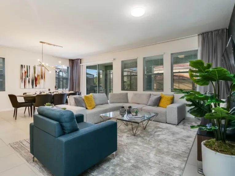 Solterra (3578) 6-bedroom Villa in Davenport