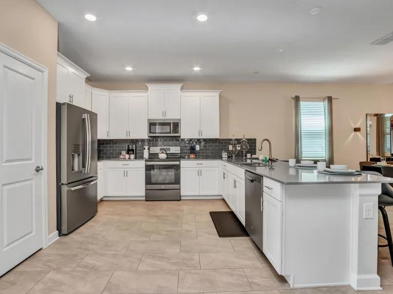 Storey Lake (28782) 9-bedroom Villa in Kissimmee