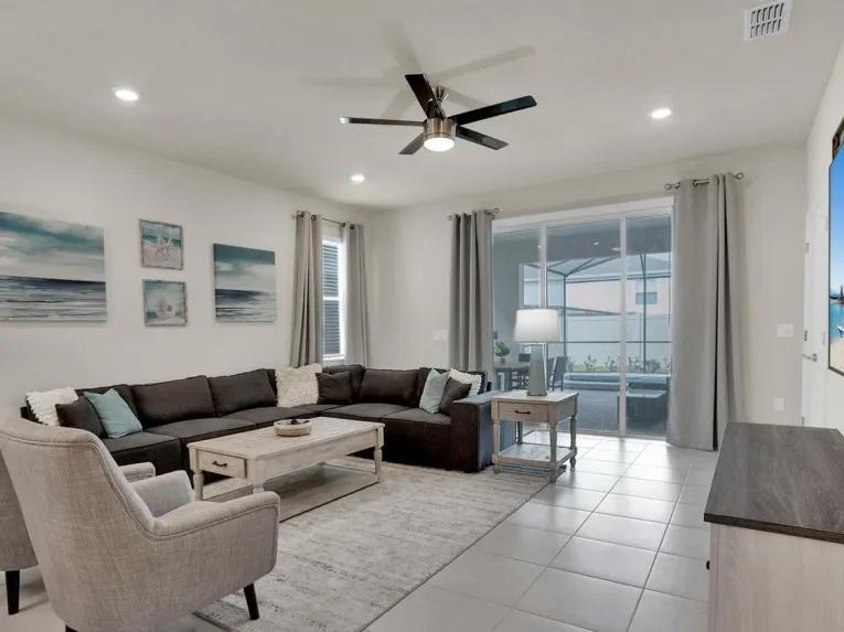 Windsor Island (6814) 7-bedroom Villa in Davenport