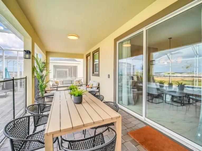 ChampionsGate (7020) 9-bedroom Villa in Davenport