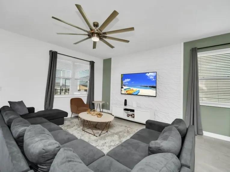 ChampionsGate (7056) 7-bedroom Villa in Davenport