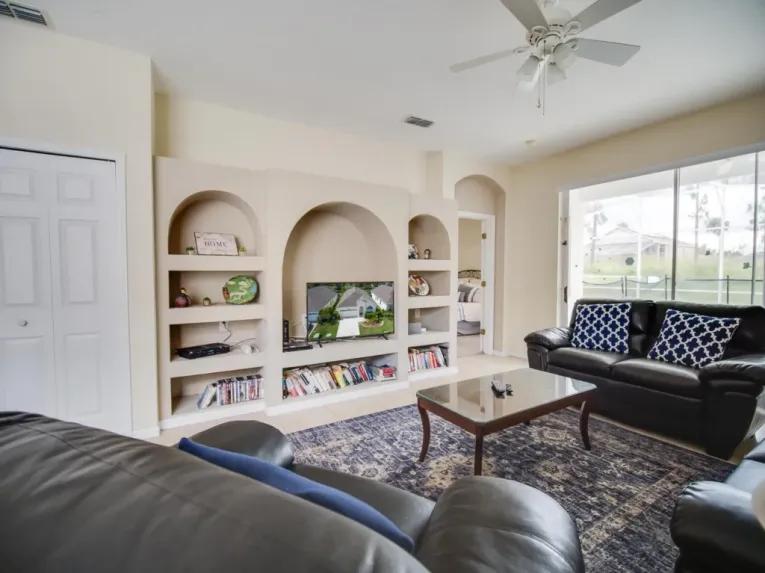 Highlands Reserve (24362) 4-bedroom Villa in Davenport