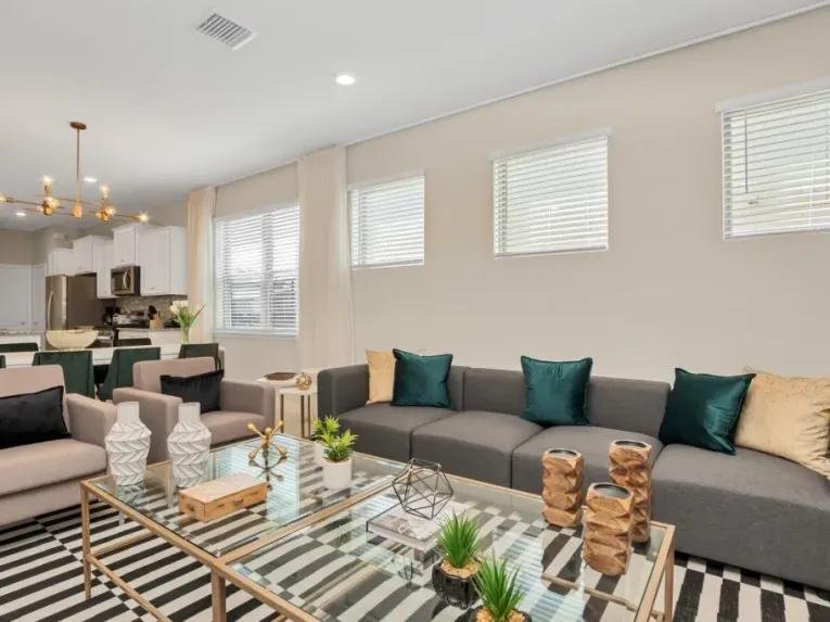 Solterra (4257) 5-bedroom Villa in Davenport