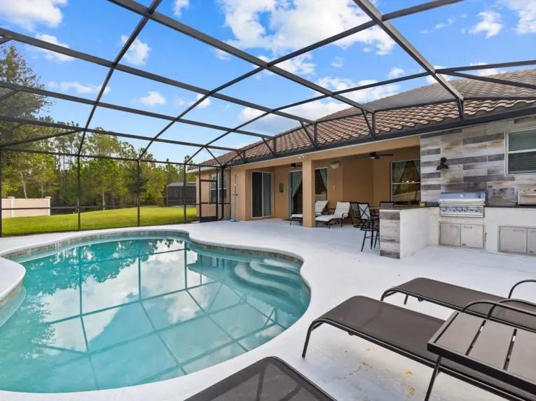 Solterra (24950) 4-bedroom Villa in Davenport