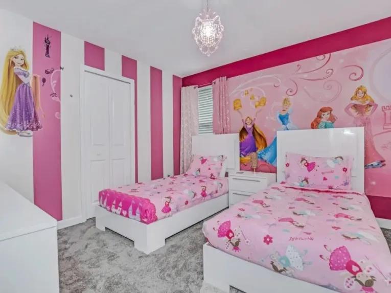 Storey Lake (7155) 8-bedroom Villa in Kissimmee