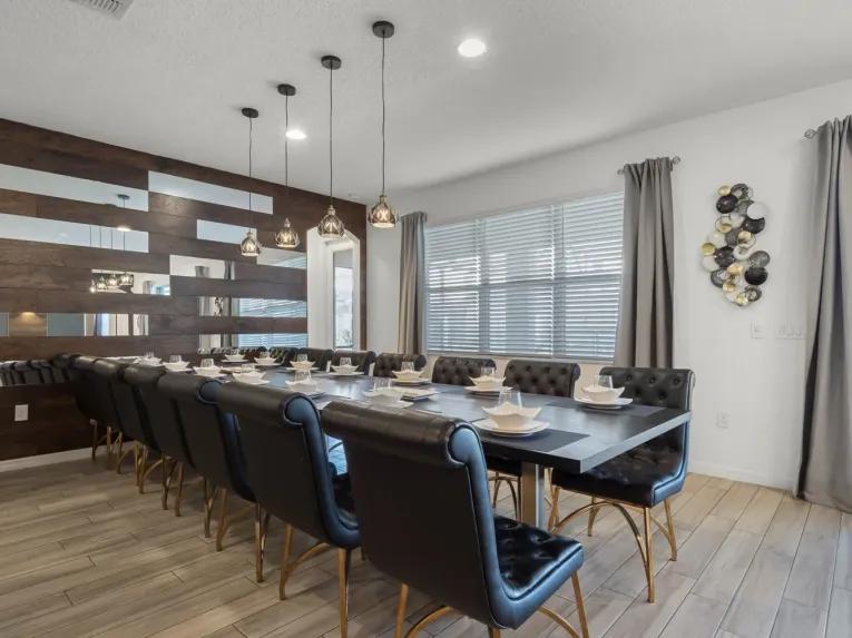 Solterra (7730) 14-bedroom Villa in Davenport