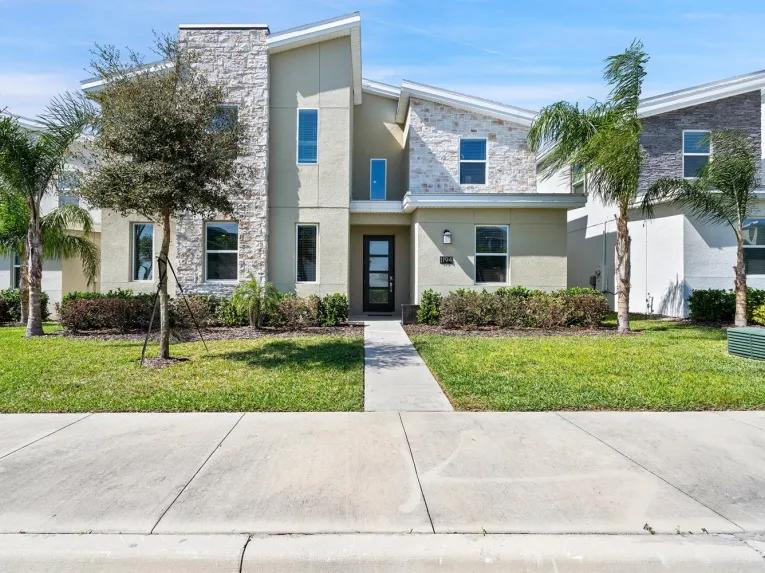 ChampionsGate (33025) 9-bedroom Villa in Davenport
