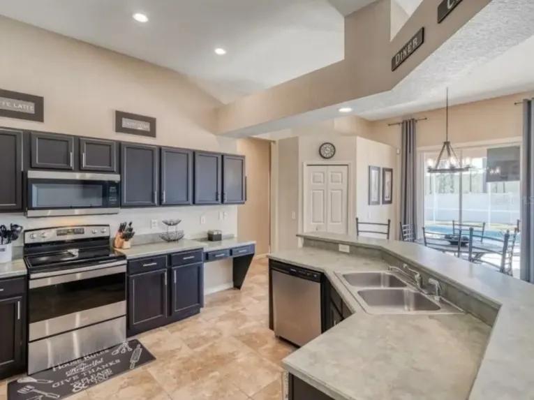 Highlands Reserve (11525) 5-bedroom Villa in Davenport