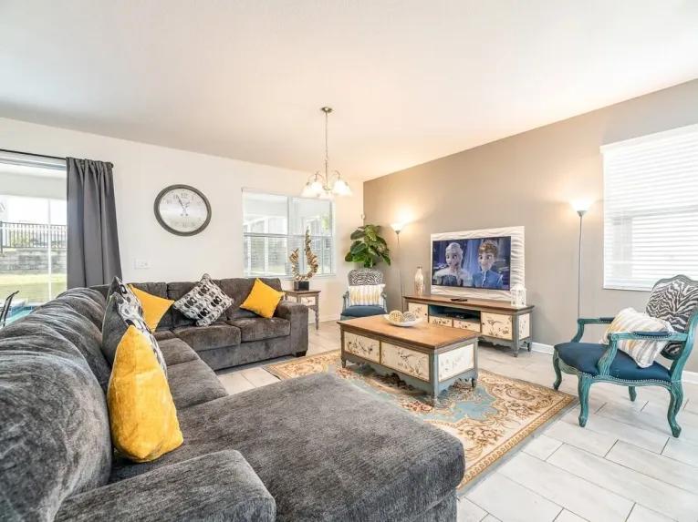 ChampionsGate (24850) 8-bedroom Villa in Davenport