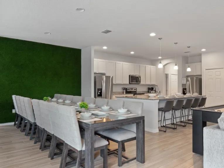 Solterra (7724) 13-bedroom Villa in Davenport