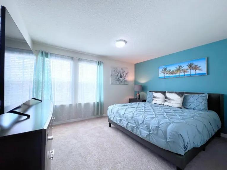 Windsor Island (7389) 8-bedroom Villa in Davenport
