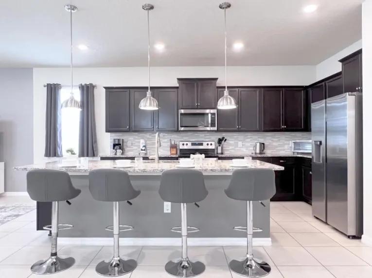 Windsor Island (7389) 8-bedroom Villa in Davenport