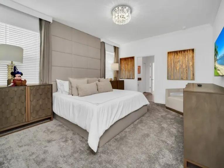 Storey Lake (7041) 9-bedroom Villa in Kissimmee
