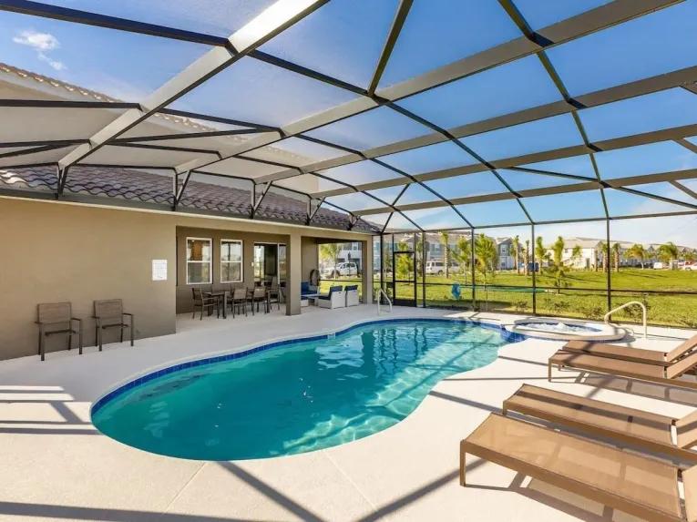 Solterra (33875) 6-bedroom Villa in Davenport