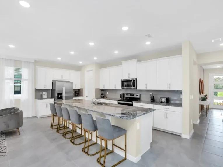 Solara Resort (7066) 9-bedroom Villa in Kissimmee