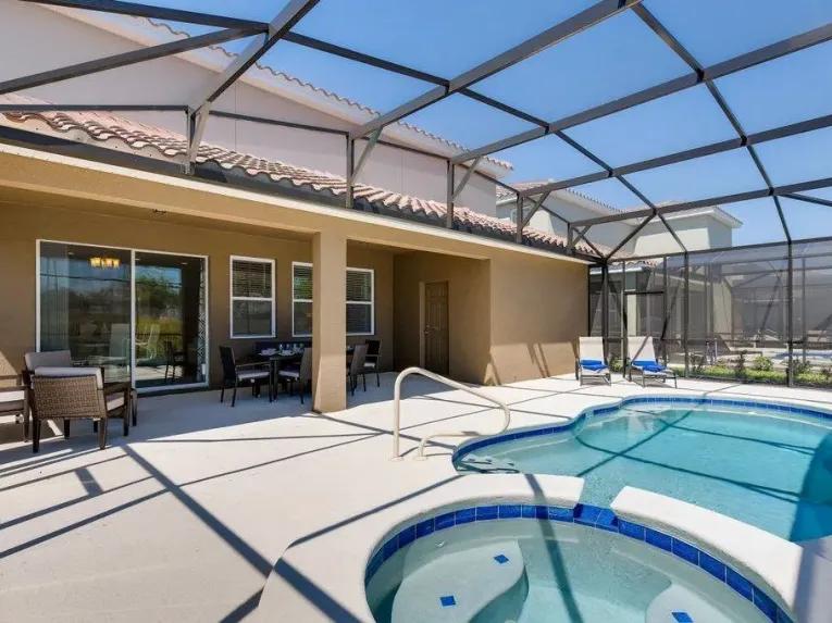 Solterra (34947) 6-bedroom Villa in Davenport