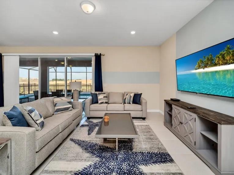 Windsor Island (24884) 9-bedroom Villa in Davenport