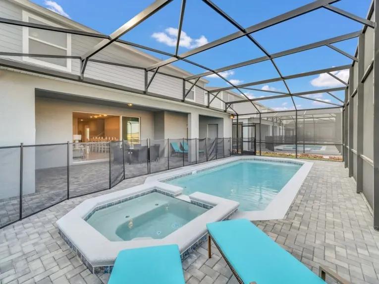 Windsor Island (24884) 9-bedroom Villa in Davenport