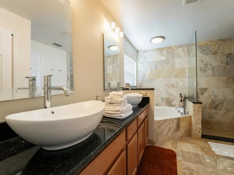 Highlands Reserve (24319) 5-bedroom Villa in Davenport