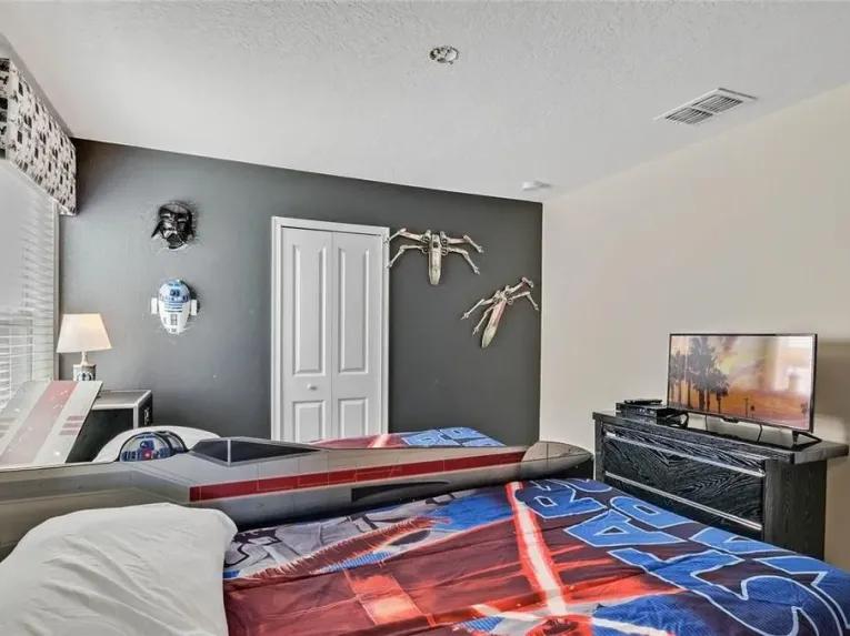 ChampionsGate (6050) 6-bedroom Villa in Davenport