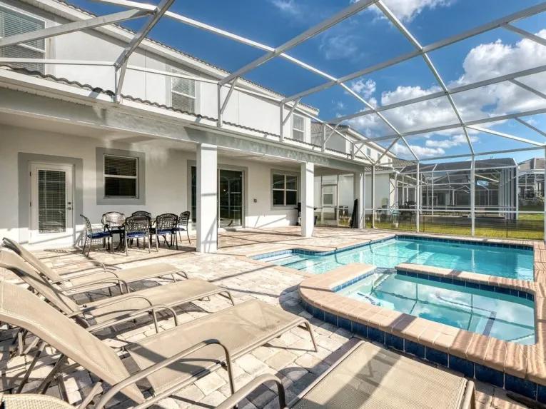ChampionsGate (24859) 8-bedroom Villa in Davenport