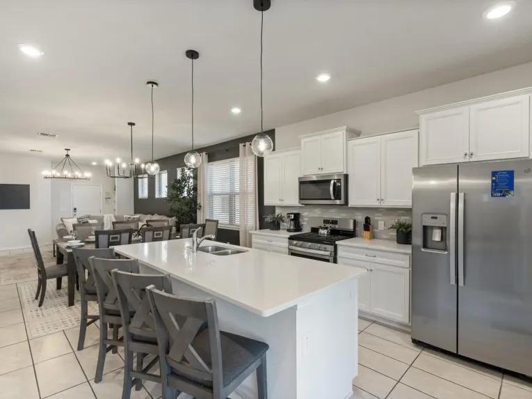 Solterra (6282) 5-bedroom Villa in Davenport