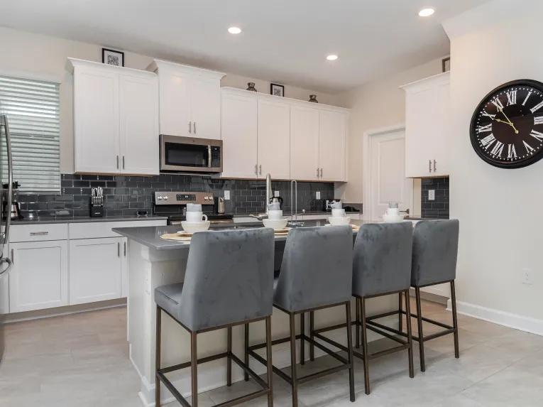 Storey Lake (25812) 5-bedroom Villa in Kissimmee