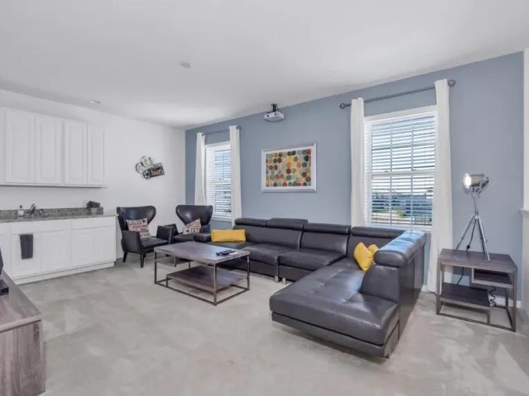 Solterra (34795) 9-bedroom Villa in Davenport