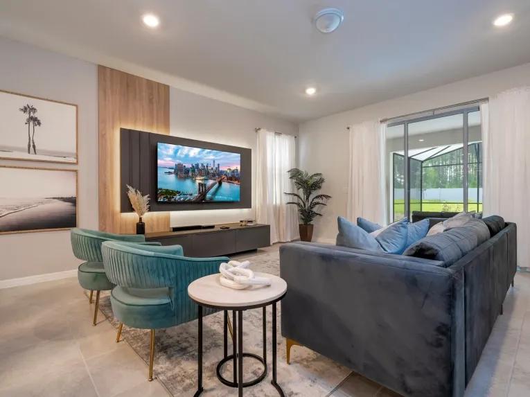 Windsor Island (11462) 7-bedroom Villa in Davenport