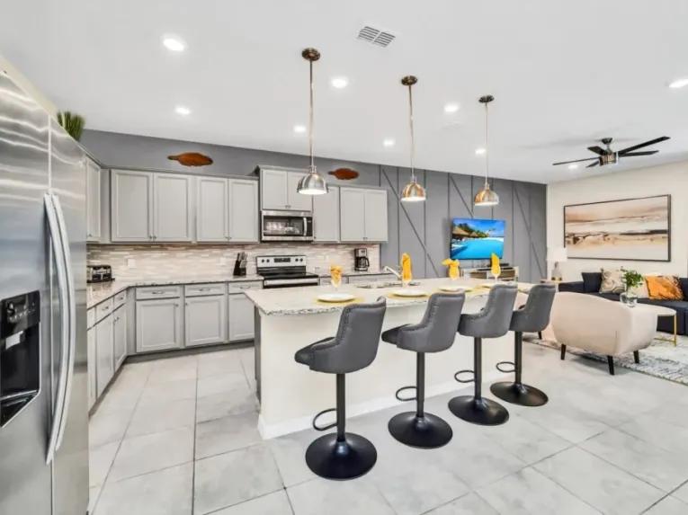 Windsor Island (7026) 10-bedroom Villa in Davenport