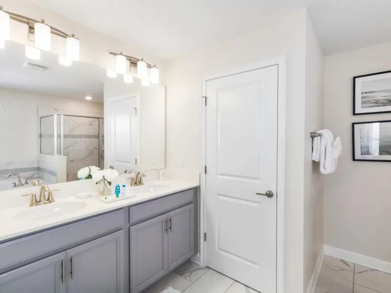 Storey Lake (6720) 6-bedroom Villa in Kissimmee