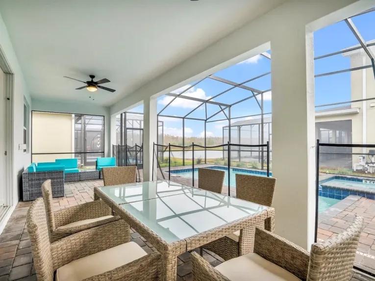 Storey Lake (24899) 9-bedroom Villa in Kissimmee