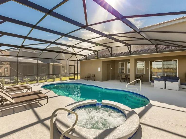 Solterra (33875) 6-bedroom Villa in Davenport