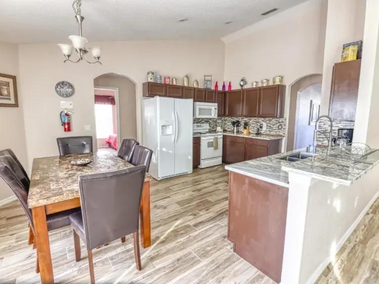 Highlands Reserve (6265) 5-bedroom Villa in Davenport