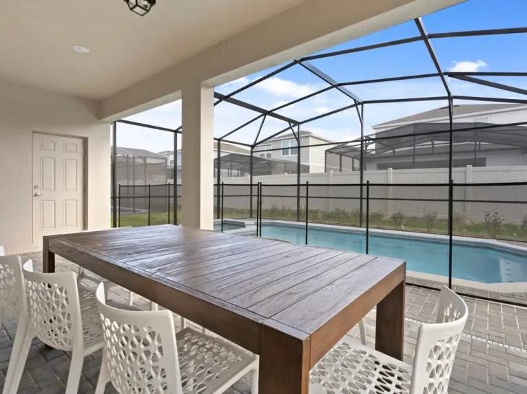 Windsor Island (24887) 7-bedroom Villa in Davenport