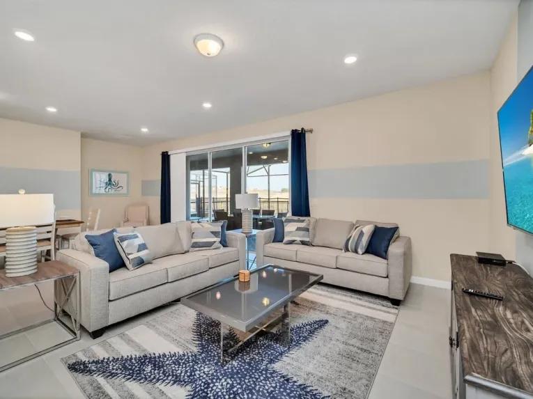Windsor Island (24884) 9-bedroom Villa in Davenport