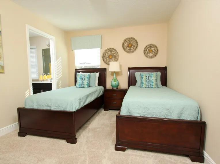 Solterra (4985) 5-bedroom Villa in Davenport