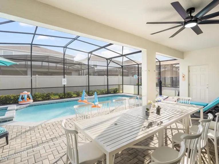Windsor Island (34920) 10-bedroom Villa in Davenport