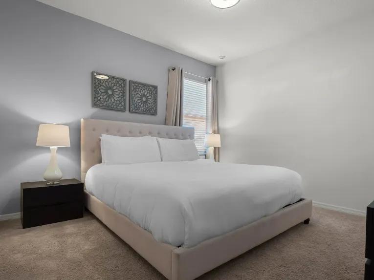 Solterra (7730) 14-bedroom Villa in Davenport