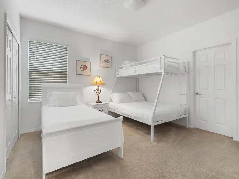 Solterra (34570) 13-bedroom Villa in Davenport
